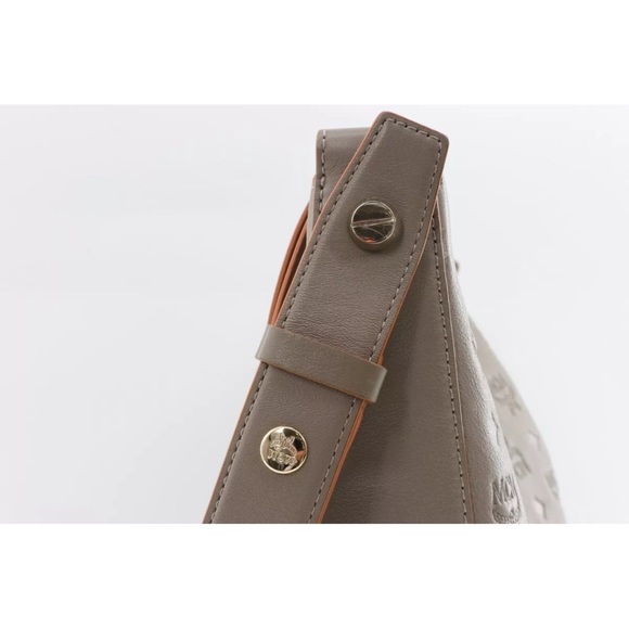 MCM Calfskin Leather Monogram Klara Hobo Medium size - Picture 6 of 13